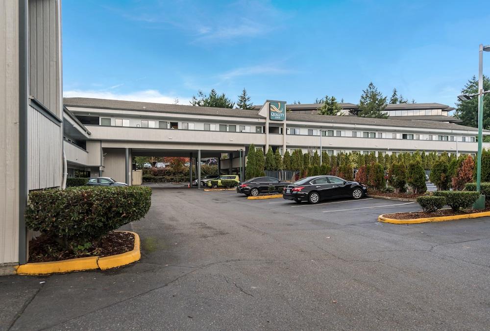 Quality Inn Bellevue Exterior photo