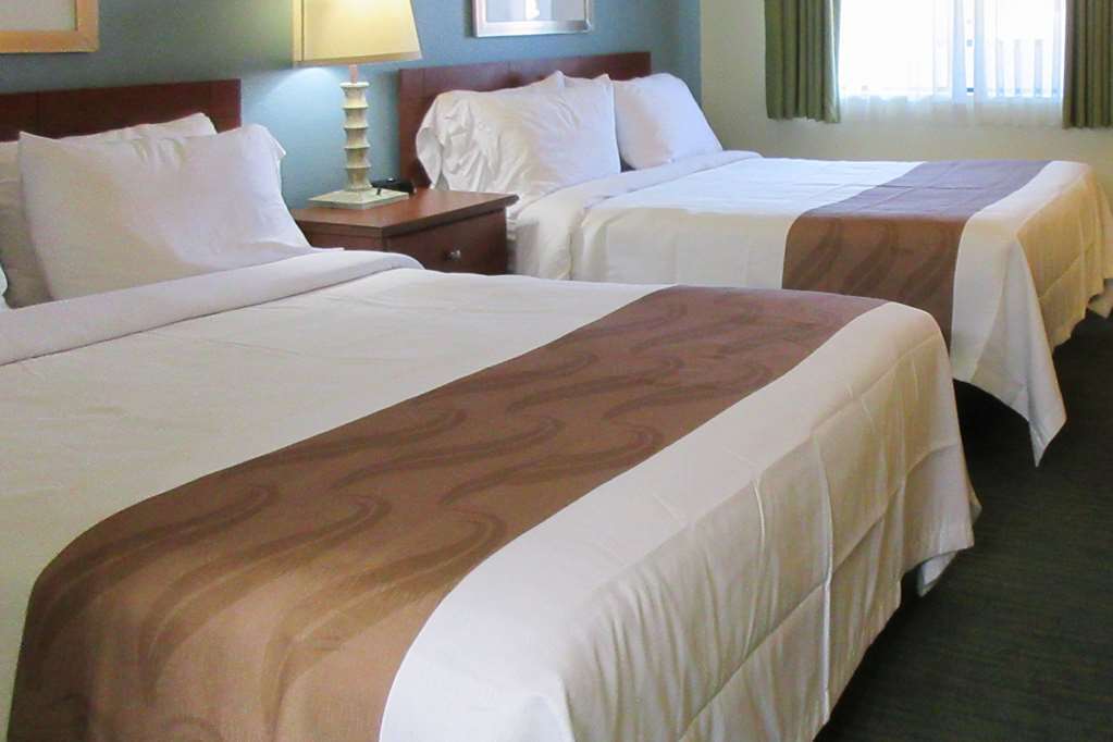 Quality Inn Bellevue Room photo