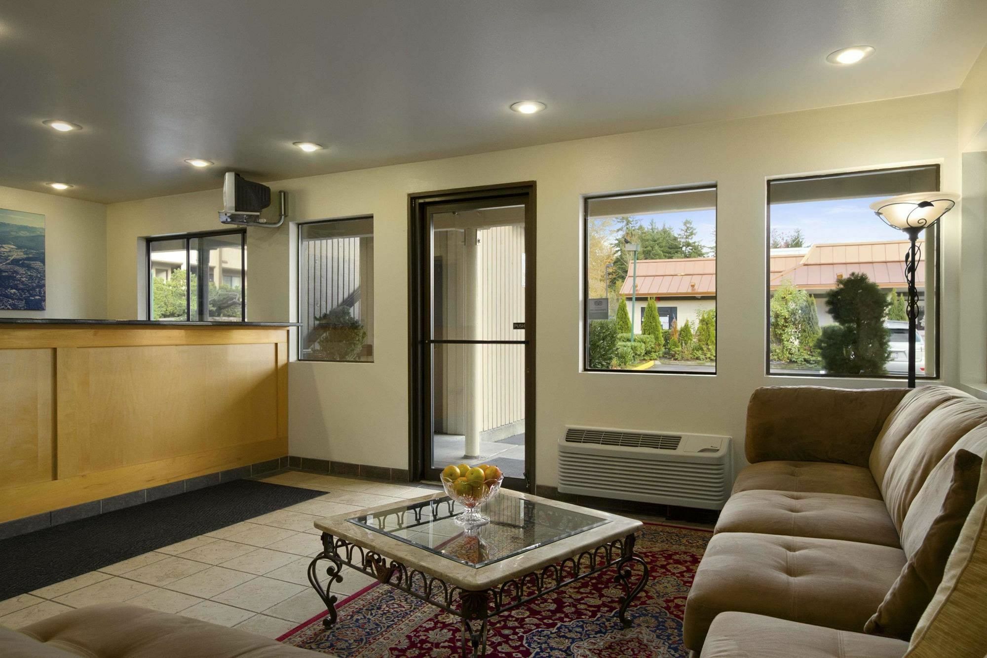 Quality Inn Bellevue Exterior photo